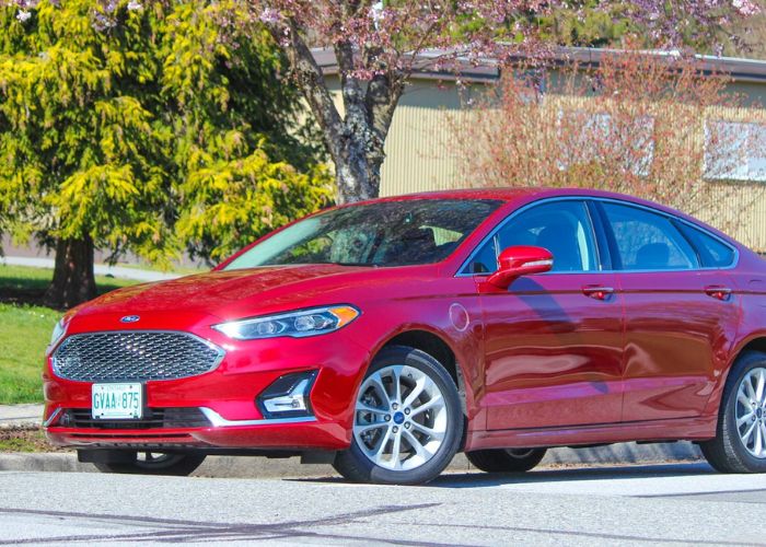 Ruby Red Ford Fusion Hybrid Reviews